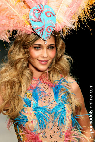 Ana Beatriz Barros