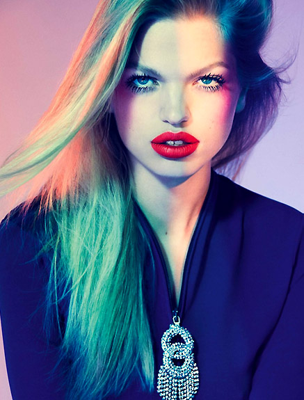 Daphne Groeneveld   -   ELLE Brazil