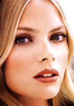 Julia Stegner photos